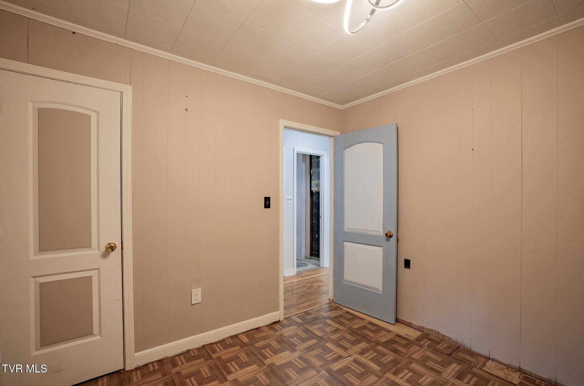 1380 Allison Gap Road Saltville, VA 24370 - Photo 16 of 35 1R9A7162-HDR