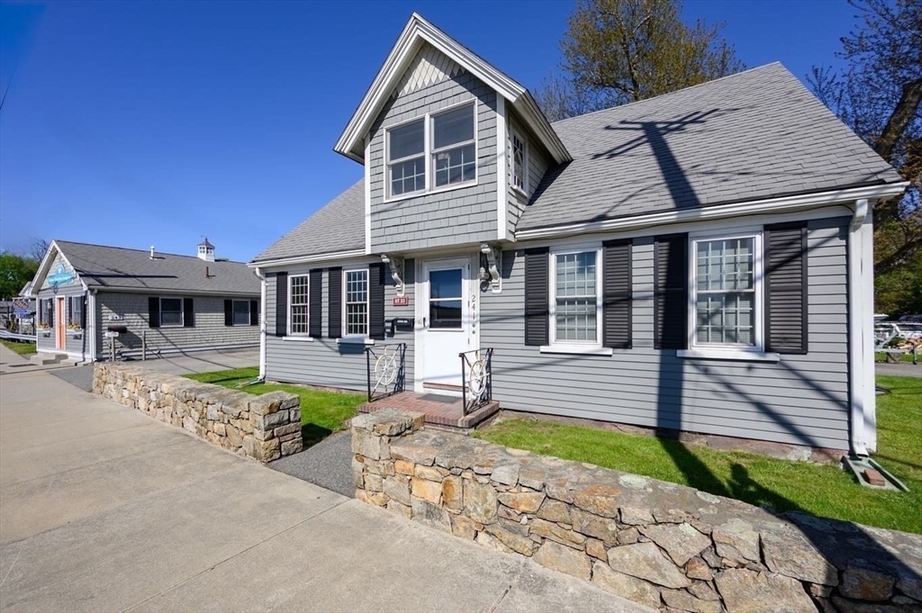 241 Hull Street, Cohasset, MA 02025 Compass