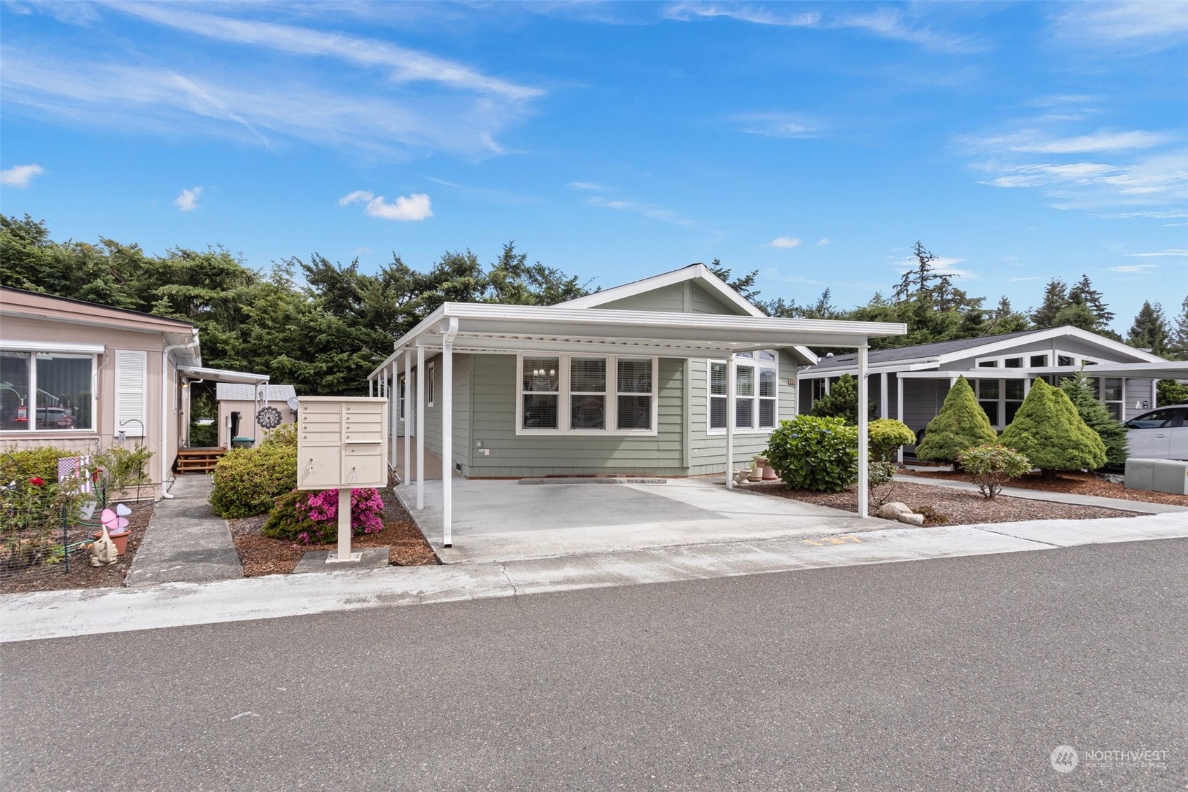 23825 15th Avenue Southeast, Unit 137 Bothell, WA 98021 - Photo 3 of 24 Gallery Image 3