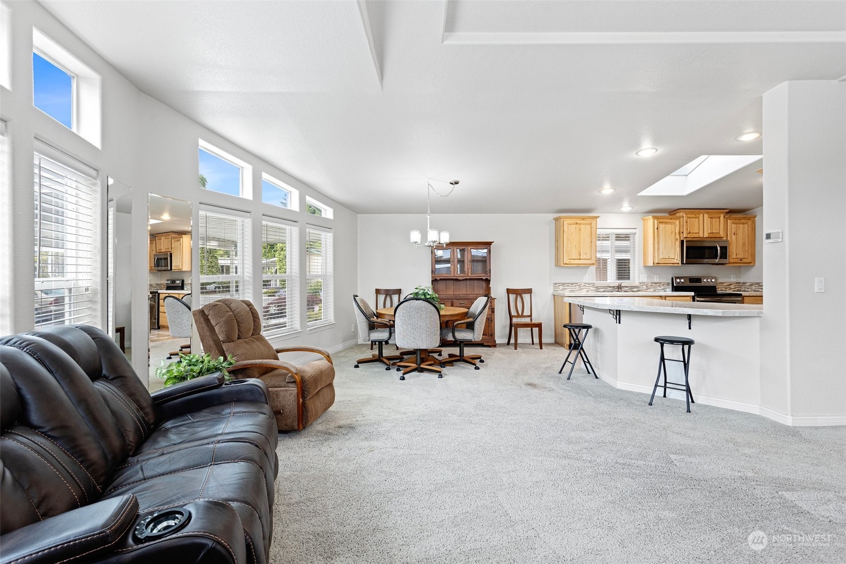 23825 15th Avenue Southeast, Unit 137 Bothell, WA 98021 - Photo 5 of 24 Gallery Image 5