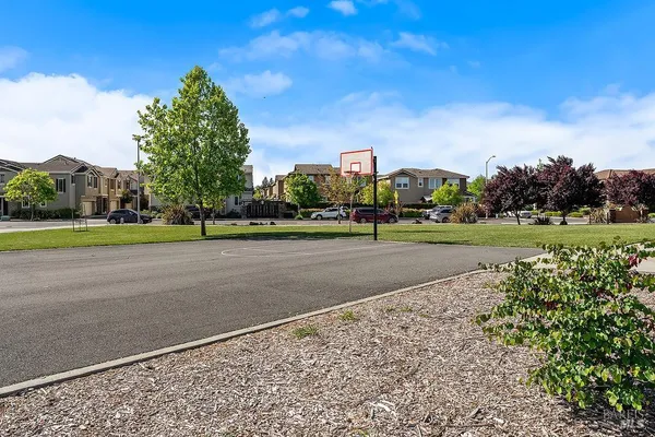 $850,000 | 2008 Karen Place, Rohnert Park, CA 94928