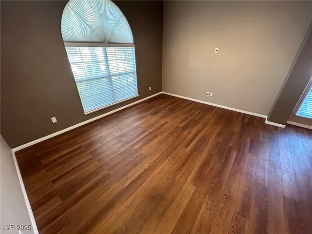 $2,500 | 5001 Palm View Drive, Las Vegas, NV 89130