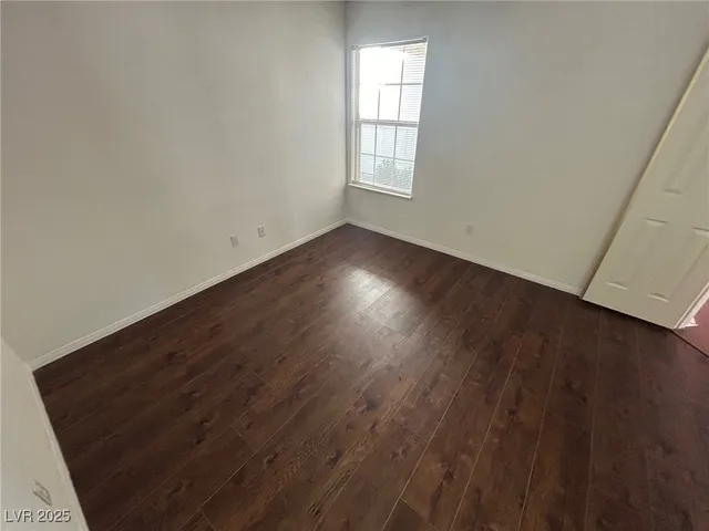 $2,500 | 5001 Palm View Drive, Las Vegas, NV 89130