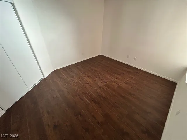 $2,500 | 5001 Palm View Drive, Las Vegas, NV 89130