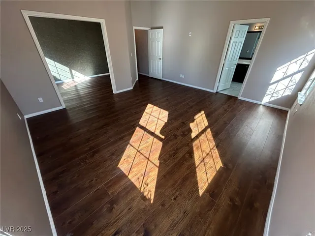 $2,500 | 5001 Palm View Drive, Las Vegas, NV 89130