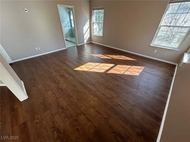 $2,500 | 5001 Palm View Drive, Las Vegas, NV 89130