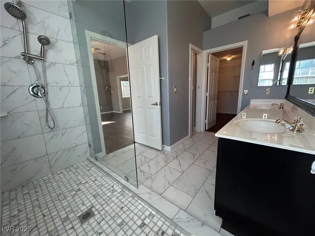 $2,500 | 5001 Palm View Drive, Las Vegas, NV 89130