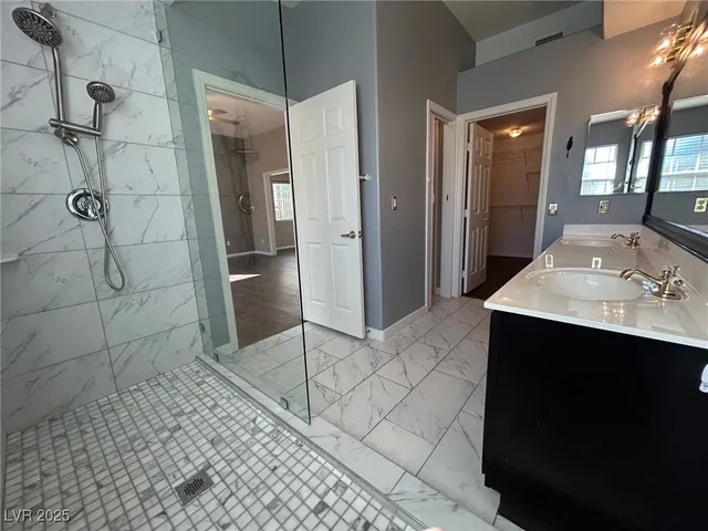 $2,500 | 5001 Palm View Drive, Las Vegas, NV 89130