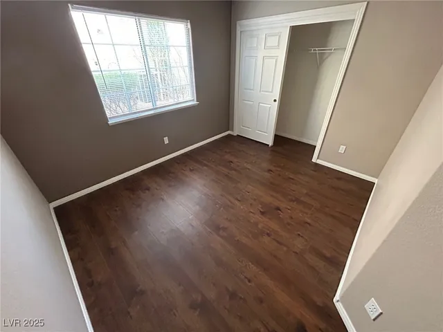 $2,500 | 5001 Palm View Drive, Las Vegas, NV 89130