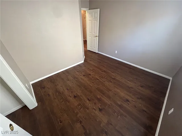 $2,500 | 5001 Palm View Drive, Las Vegas, NV 89130