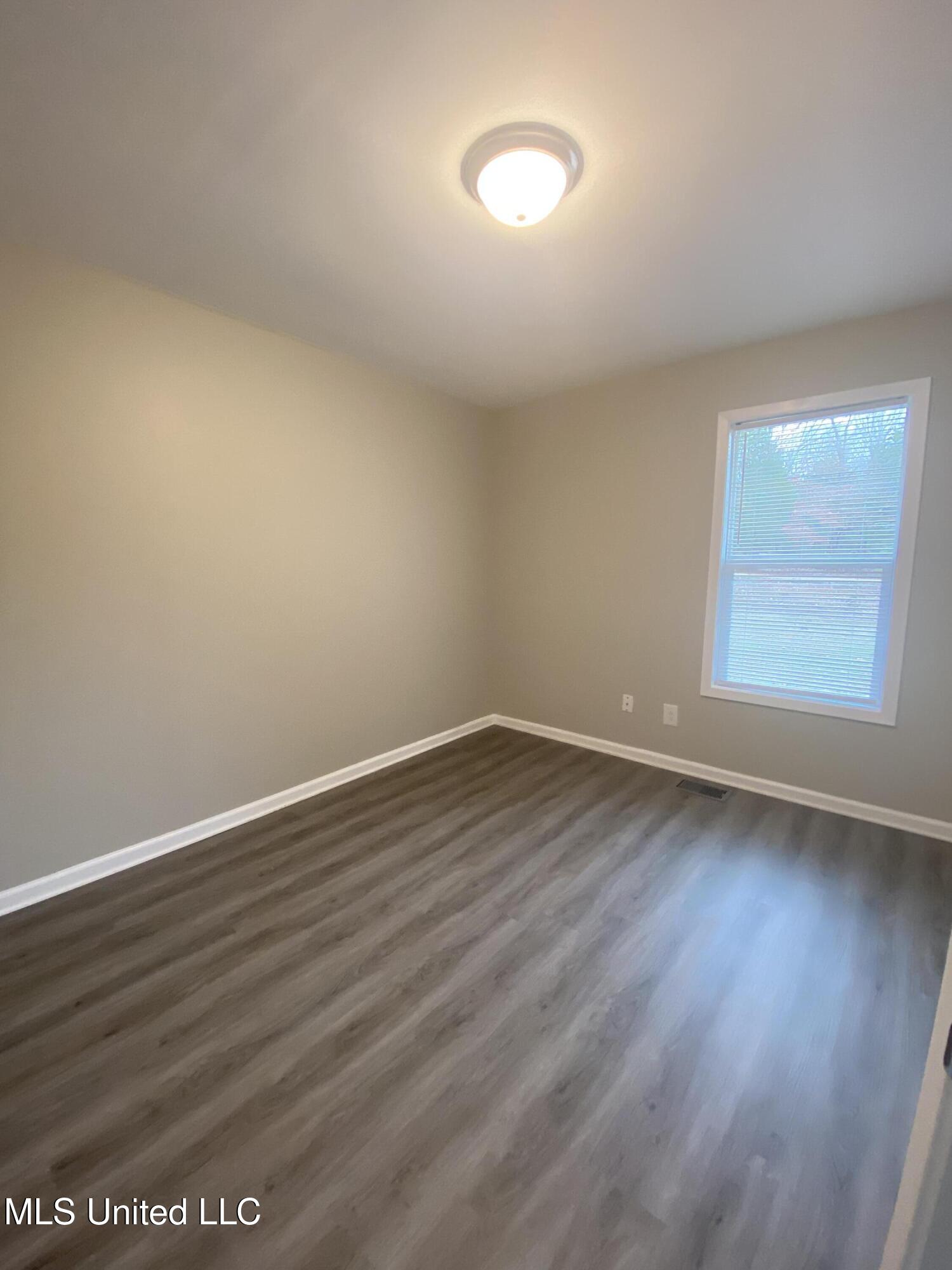 117 Interstate Hwy Farm Byhalia, MS 38611 - Photo 9 of 12 Photo Dec 12 2022, 11 30 59 AM