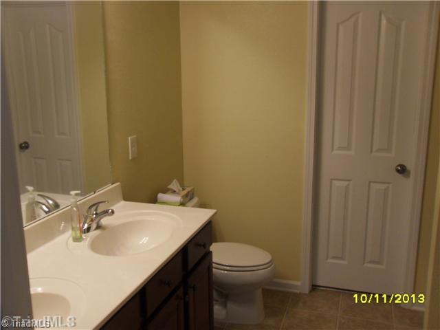 1335 Sharp Ridge Road Greensboro, NC 27406 - Photo 9 of 15 Master Bath/Spa.