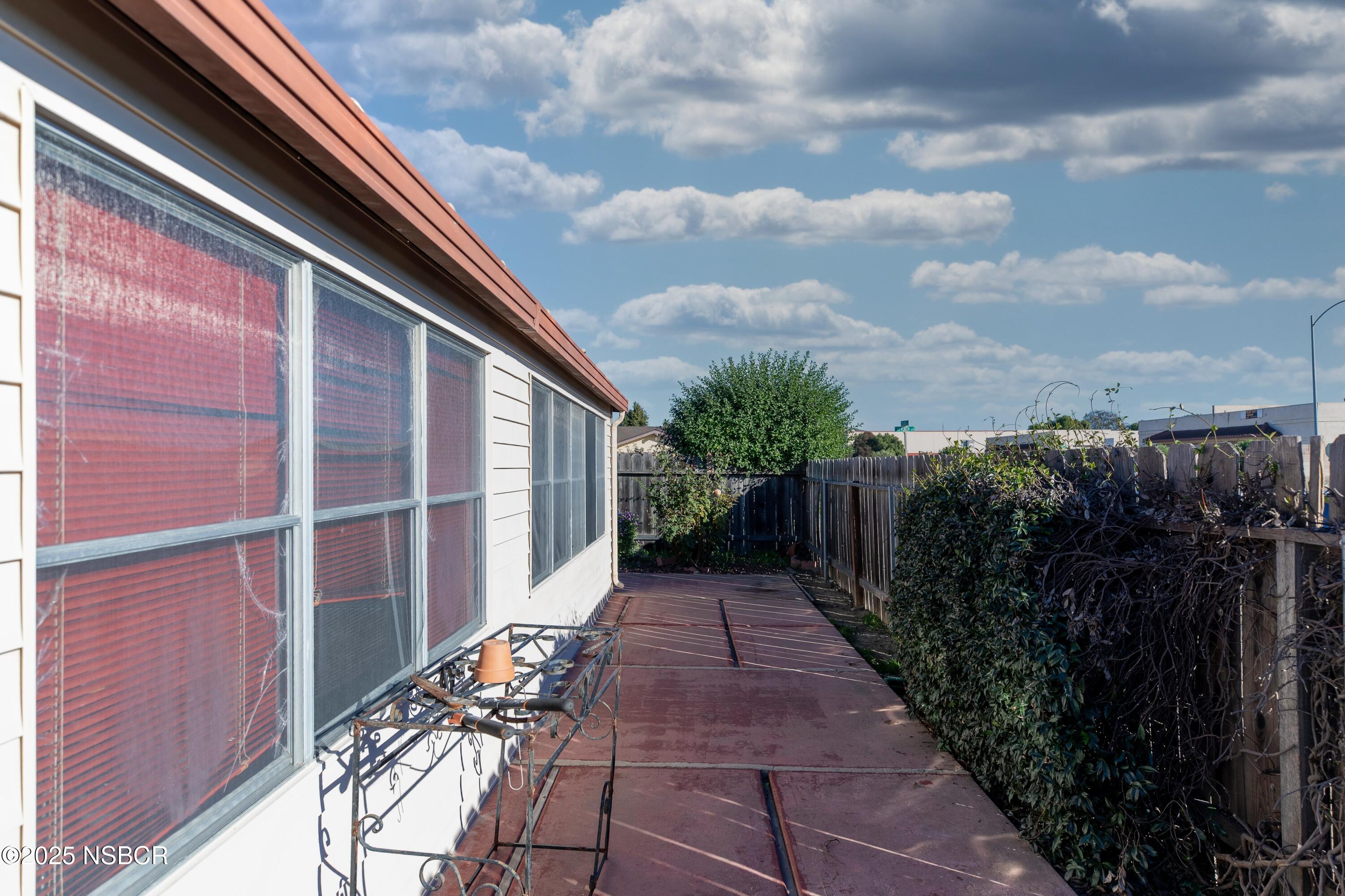 601 North Seventh Street Lompoc, CA 93436 - Photo 28 of 32