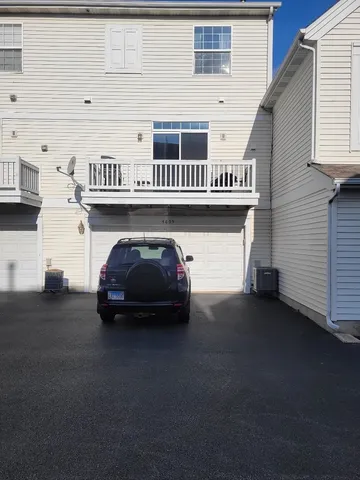 $284,000 | 4605 Sawgrass Boulevard, Wadsworth, IL 60083