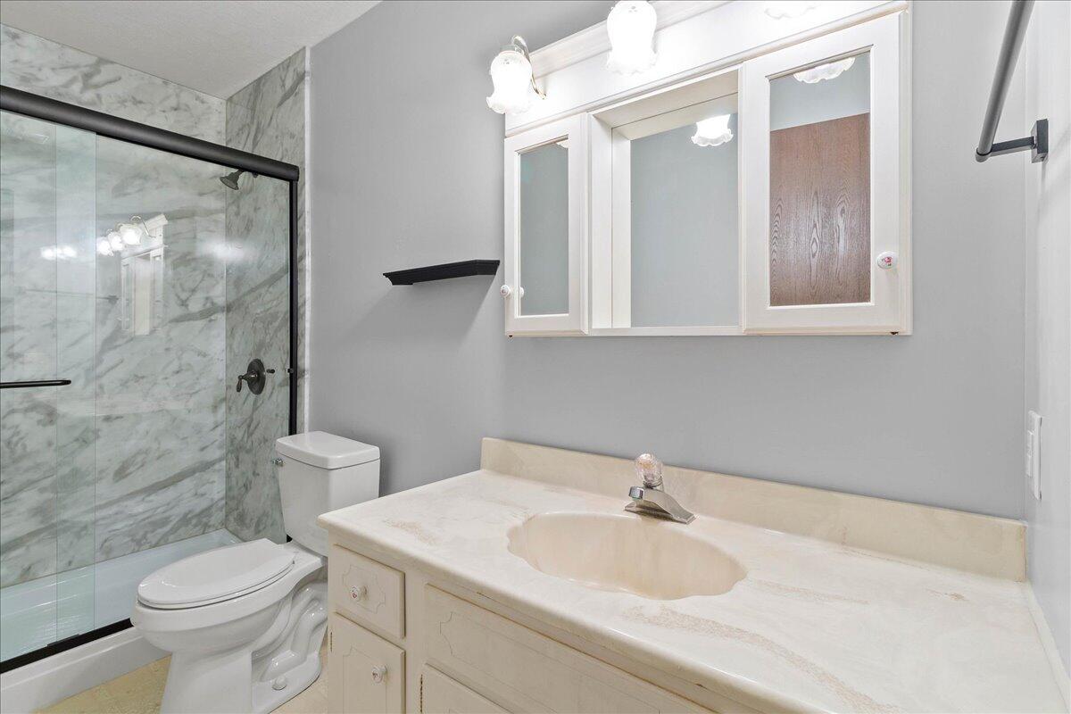 2137 Manhattan Boulevard Springfield, OH 45504 - Photo 24 of 37 24-IMG_4500