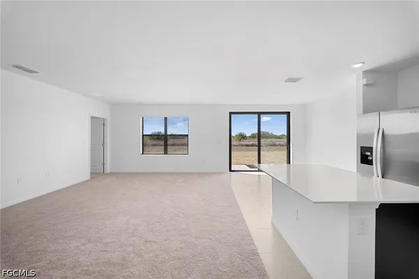 $2,000 | 270 Silent Lk Drive, Lehigh Acres, FL 33974