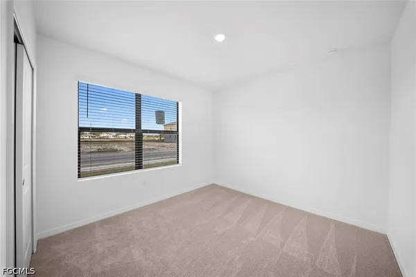 $2,000 | 270 Silent Lk Drive, Lehigh Acres, FL 33974