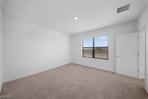 $2,000 | 270 Silent Lk Drive, Lehigh Acres, FL 33974