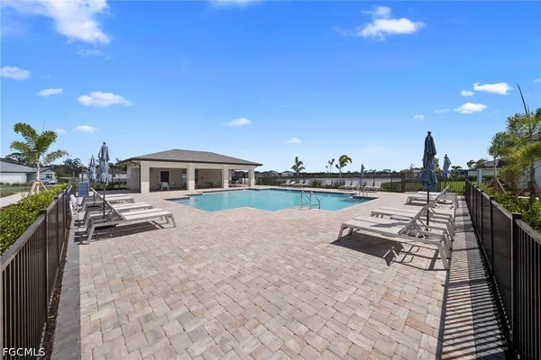 $2,000 | 270 Silent Lk Drive, Lehigh Acres, FL 33974