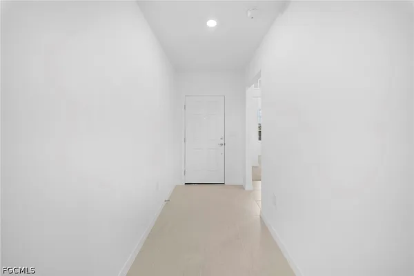 $2,000 | 270 Silent Lk Drive, Lehigh Acres, FL 33974