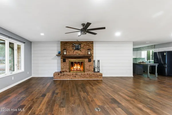 $430,000 | 5 Birdie Drive, Whispering Pines, NC 28327