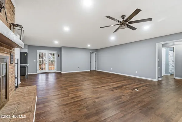 $430,000 | 5 Birdie Drive, Whispering Pines, NC 28327