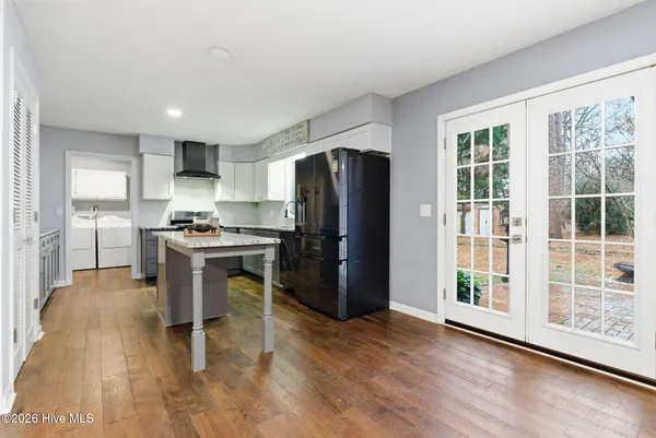 $430,000 | 5 Birdie Drive, Whispering Pines, NC 28327