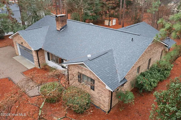 $430,000 | 5 Birdie Drive, Whispering Pines, NC 28327