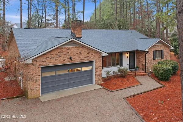 $430,000 | 5 Birdie Drive, Whispering Pines, NC 28327