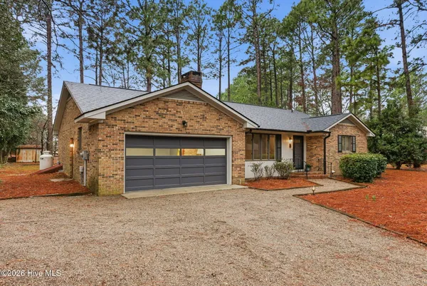 $430,000 | 5 Birdie Drive, Whispering Pines, NC 28327