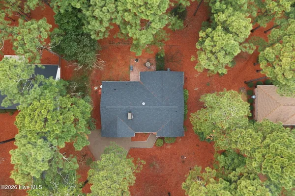 $430,000 | 5 Birdie Drive, Whispering Pines, NC 28327