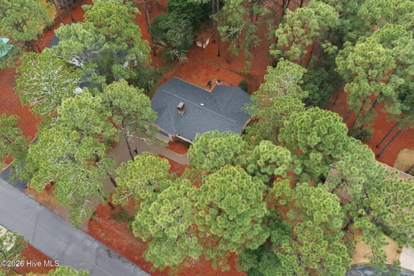 $430,000 | 5 Birdie Drive, Whispering Pines, NC 28327
