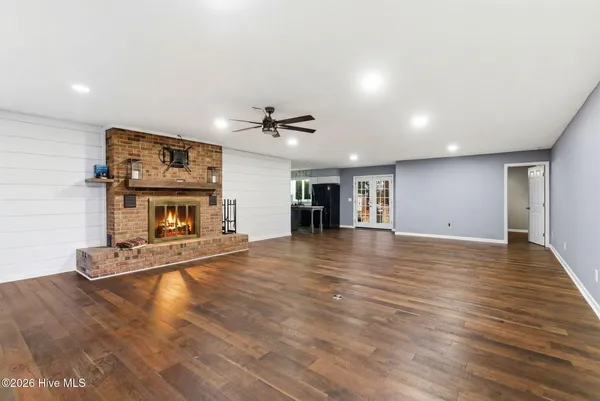 $430,000 | 5 Birdie Drive, Whispering Pines, NC 28327