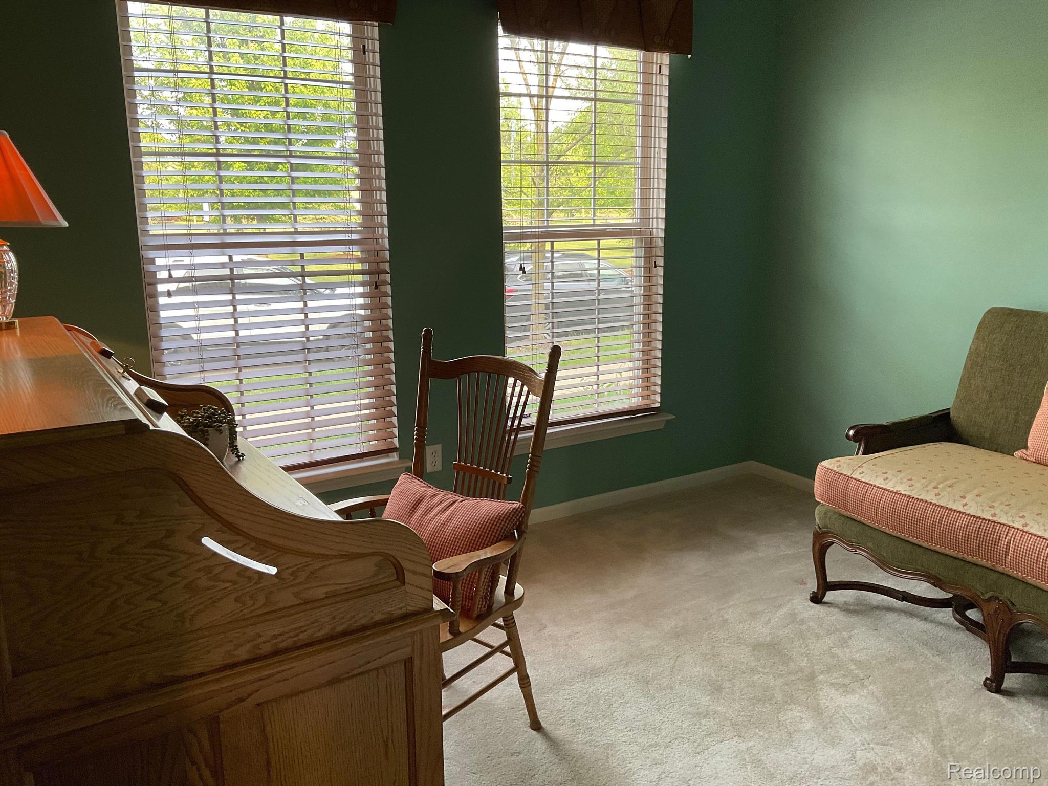 49802 Potomac Road Canton, MI 48188 - Photo 25 of 47 Home office if desired