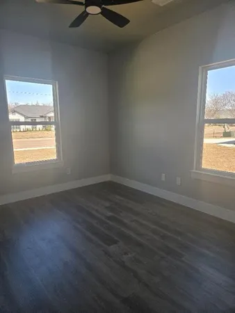$2,250 | 1342 Wyatt Street, Waxahachie, TX 75165