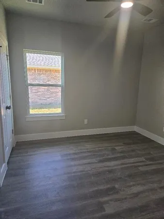 $2,250 | 1342 Wyatt Street, Waxahachie, TX 75165