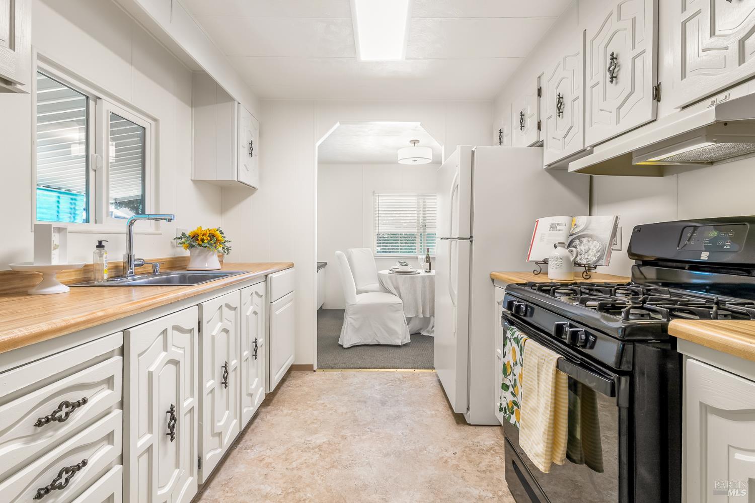 505 Kay Mar Way Santa Rosa, CA 95401 - Photo 13 of 41