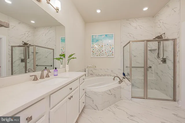 $1,049,900 | 33250 Paradisio Greens, Ocean View, DE 19970