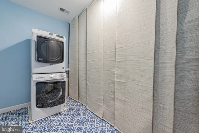 $1,049,900 | 33250 Paradisio Greens, Ocean View, DE 19970