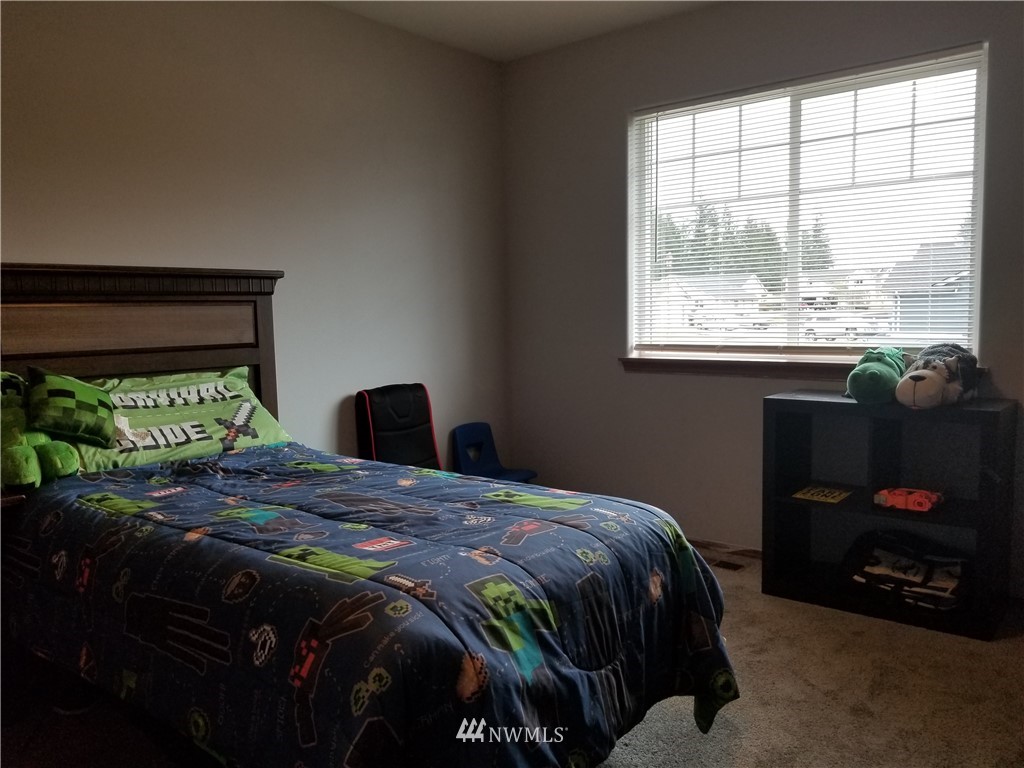 6402 199th Loop Southwest Rochester, WA 98579 - Photo 8 of 15
