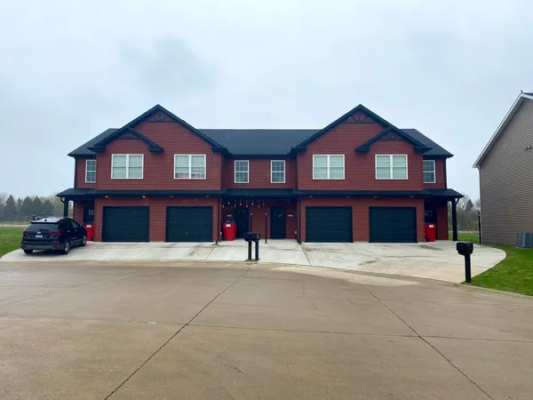 $237,000 | 3313 Stoneway Court, Champaign, IL 61822