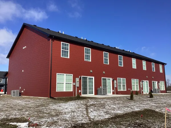 $237,000 | 3313 Stoneway Court, Champaign, IL 61822