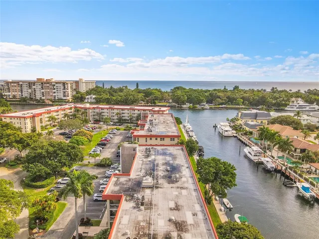 $535,000 | 3050 Northeast 48th Court, Unit 206, Lighthouse Point, FL 33064