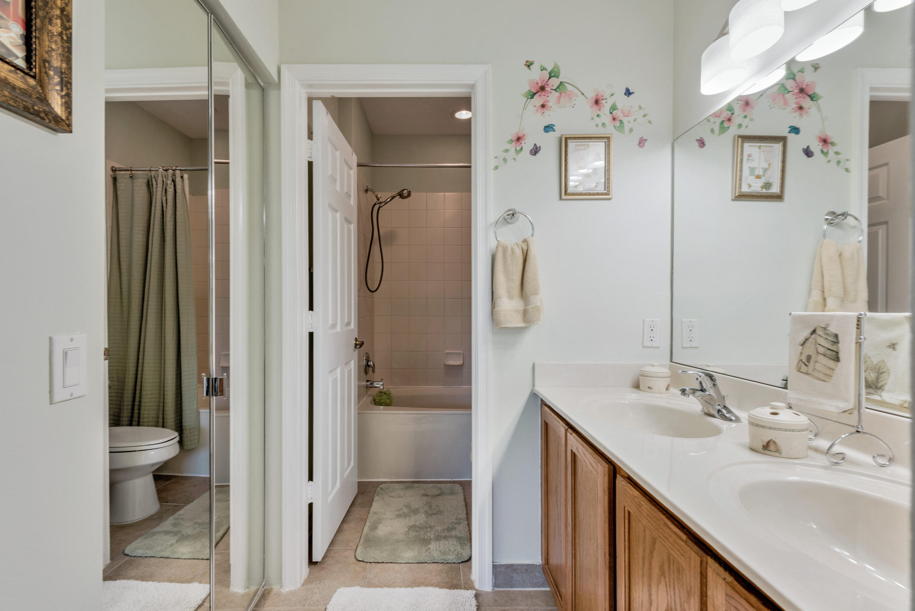 3067 Laurel Ridge Circle Riviera Beach, FL 33404 - Photo 13 of 26 MASTER BATHROOM