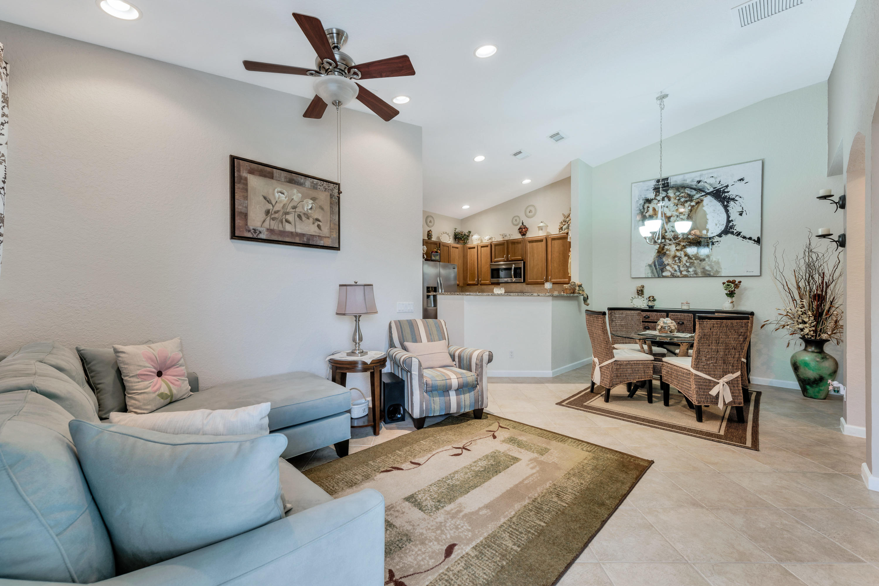 3067 Laurel Ridge Circle Riviera Beach, FL 33404 - Photo 8 of 26 TILE FLOORING