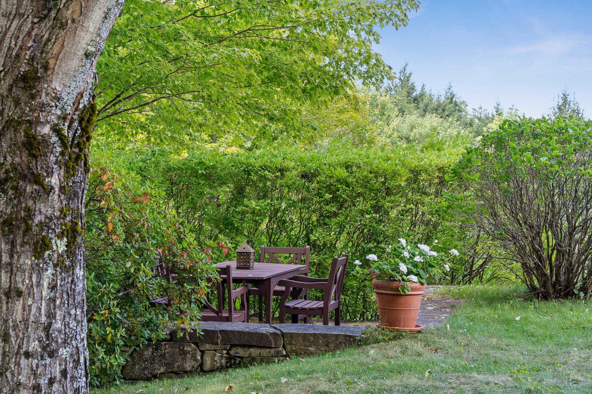 97 Quinibeck Road Thetford, VT 05045 - Photo 13 of 42