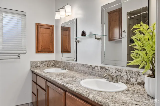 $465,000 | Undisclosed Address, Bakersfield, CA 93309