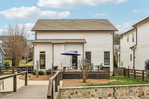 a front view of house with yard