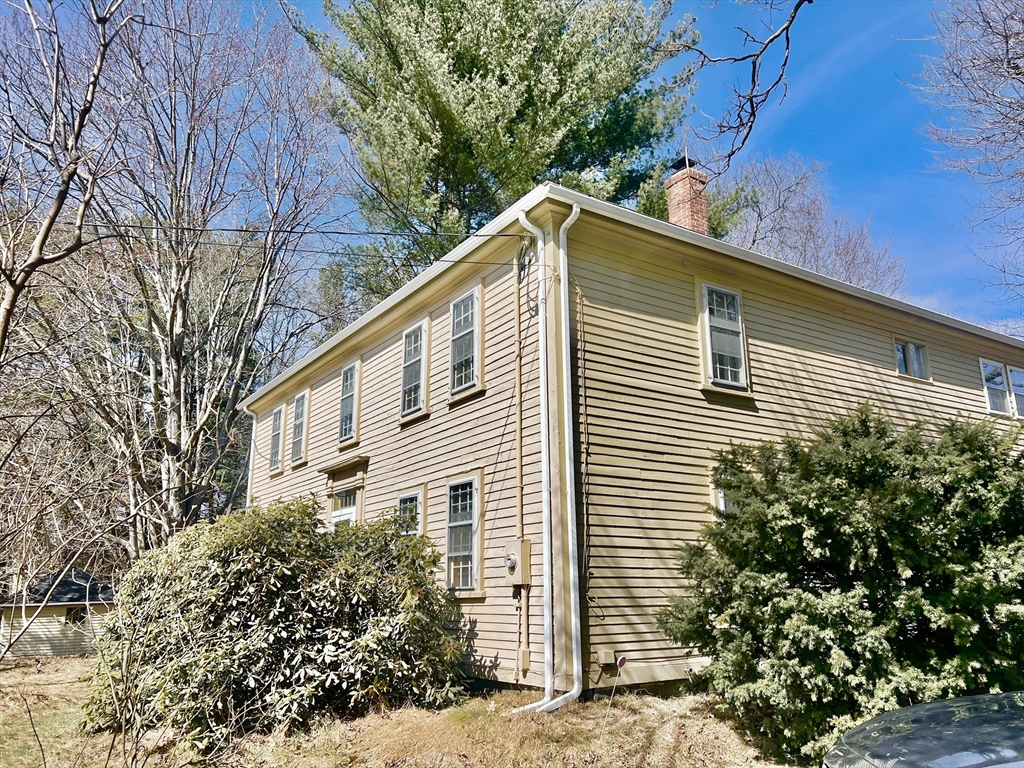 172 Clinton Road Sterling, MA 01564 - Photo 3 of 9 Gallery Image 3