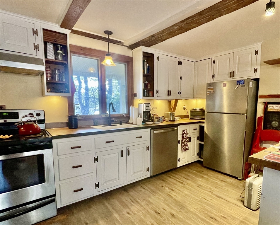 172 Clinton Road Sterling, MA 01564 - Photo 5 of 9 Gallery Image 5